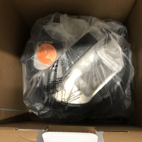 Instant Pot Nova Plus 9-in-1 Multi-Use Programmable Pressure Cooker 6 Quart Brus - Picture 4 of 7